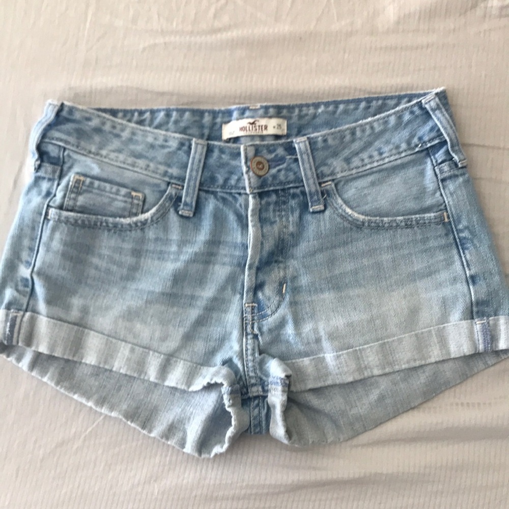 Hollister low rise boyfriend shorts